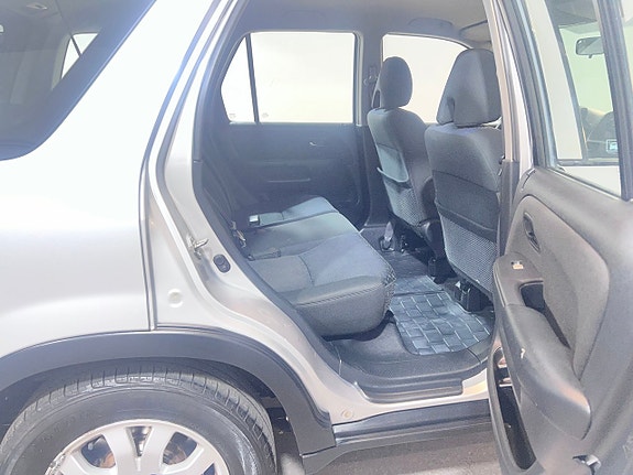 Honda CR-V 15 of 23