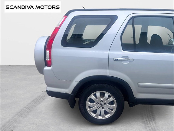 Honda CR-V 10 of 23
