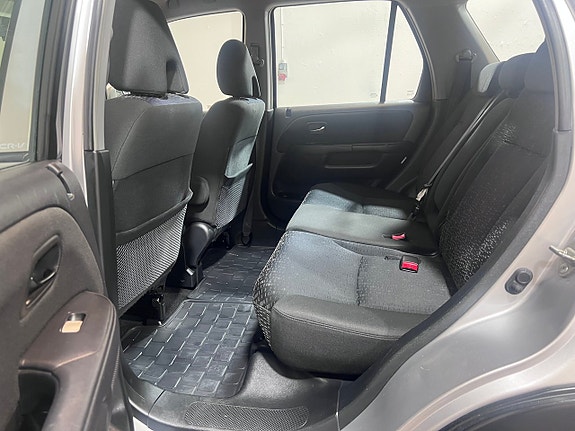 Honda CR-V 12 of 23