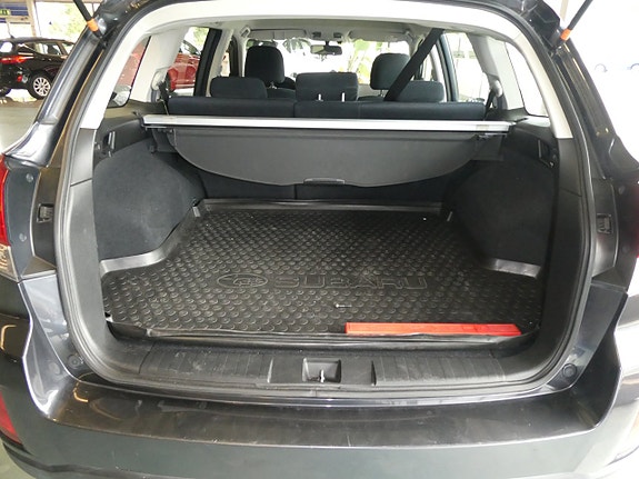 Subaru Outback 5 of 7