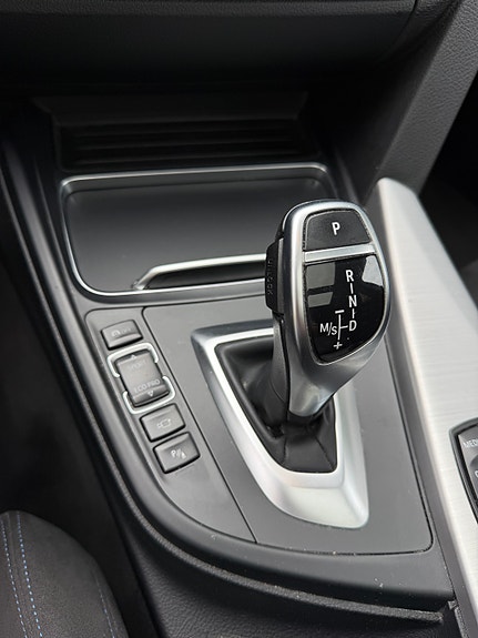 BMW 320d 20 of 24