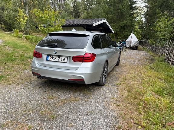 BMW 320d 4 of 24