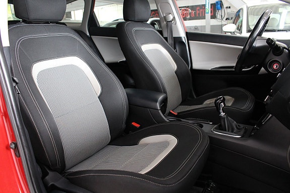 Kia Ceed 16 of 21