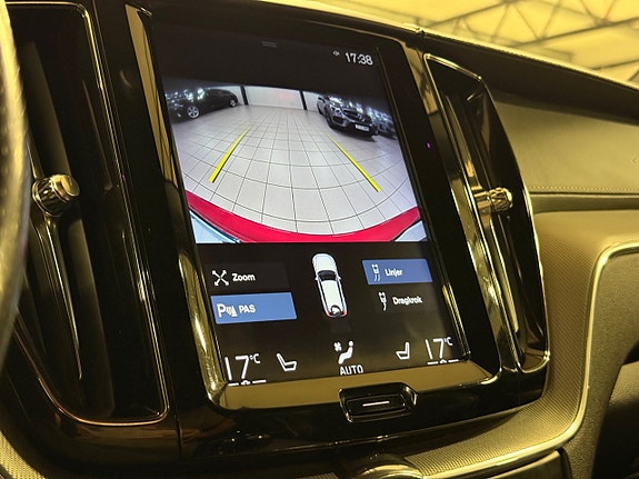 Volvo XC60 27 of 27