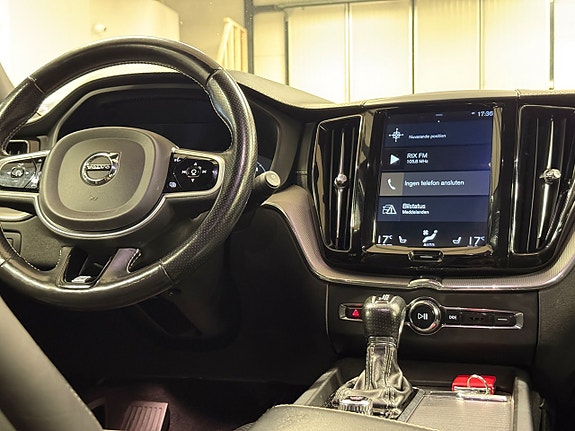 Volvo XC60 23 of 27