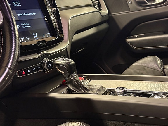 Volvo XC60 17 of 27