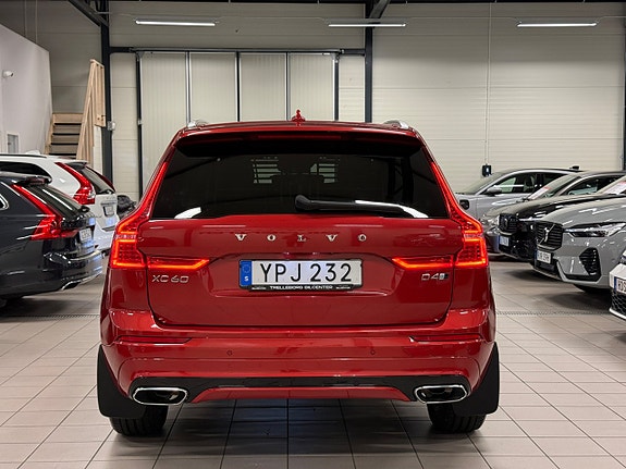 Volvo XC60 10 of 27