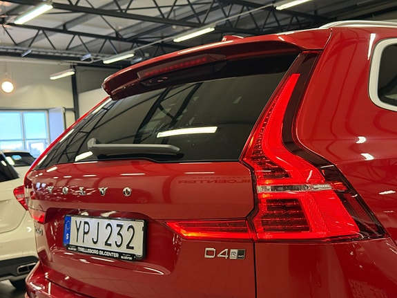Volvo XC60 13 of 27