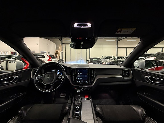 Volvo XC60 21 of 27