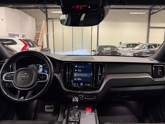 Volvo XC60 20 of 27