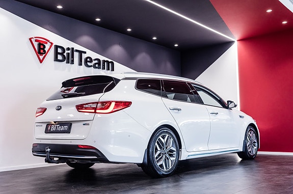 Kia Optima 8 of 26
