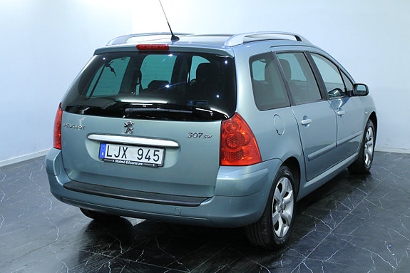 Peugeot 307 SW 7 of 14