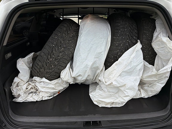 Volvo XC70 16 of 16