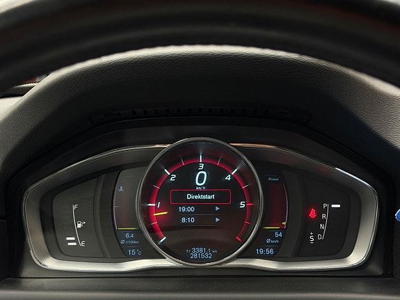 Volvo XC70 14 of 16