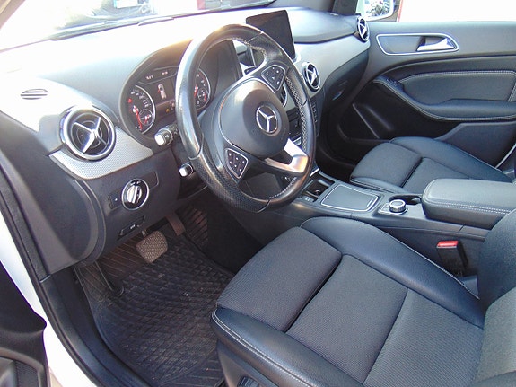 Mercedes-Benz B200 d 7 of 10