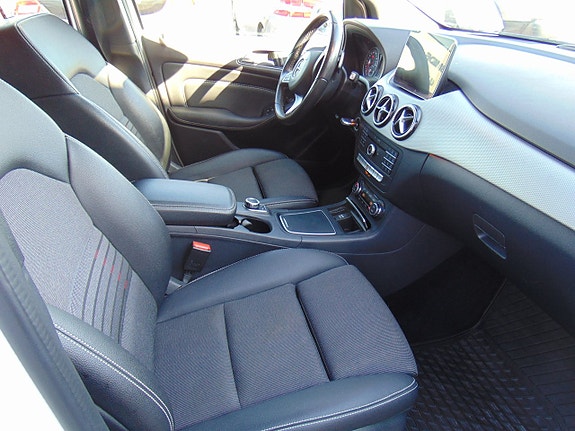 Mercedes-Benz B200 d 8 of 10