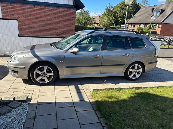 Saab 9-3 2 of 6
