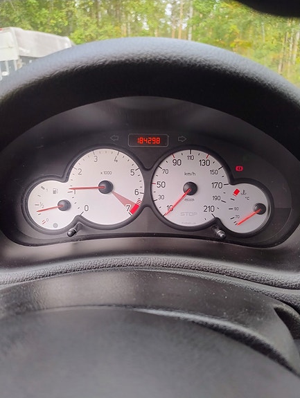 Peugeot 206 SW 6 of 7