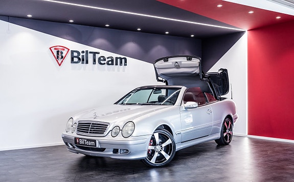 Mercedes-Benz CLK200 3 of 22