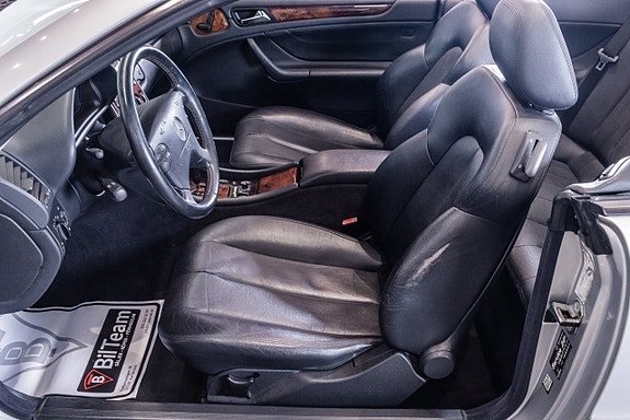 Mercedes-Benz CLK200 14 of 22