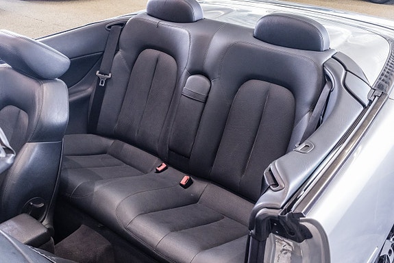 Mercedes-Benz CLK200 15 of 22