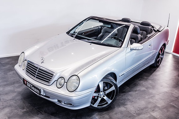 Mercedes-Benz CLK200 5 of 22