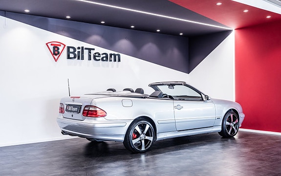Mercedes-Benz CLK200 8 of 22