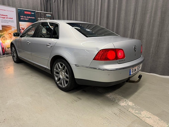 Volkswagen Phaeton 7 of 12