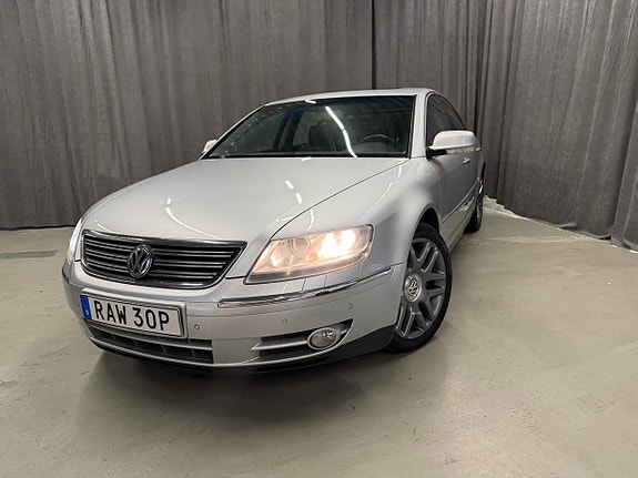Volkswagen Phaeton 5 of 12