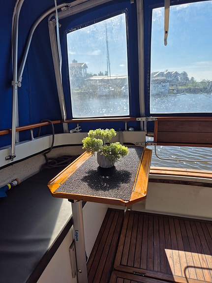 Flipper 760 med AD41 diesel och giftfri botten 5 of 6