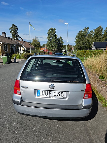 Volkswagen Golf IV 6 of 9
