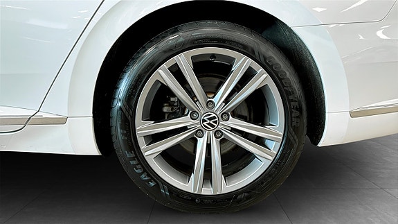 Volkswagen Arteon 6 of 17