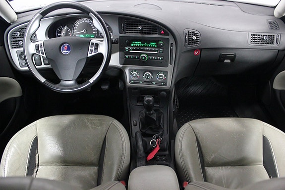 Saab 9-5 13 of 21