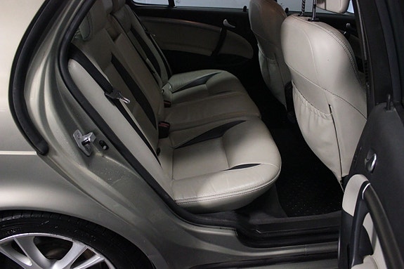 Saab 9-5 11 of 21