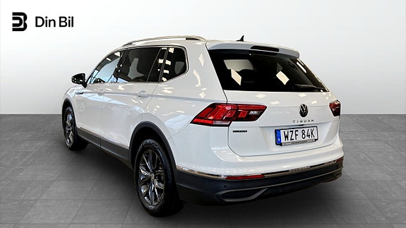 Volkswagen Tiguan Allspace 3 of 13