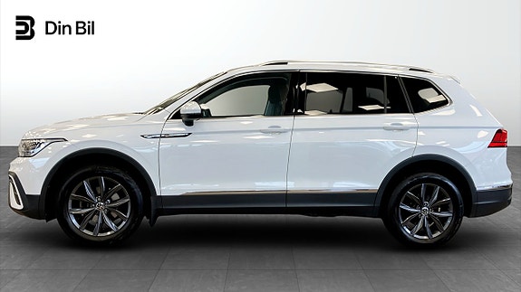 Volkswagen Tiguan Allspace 2 of 13