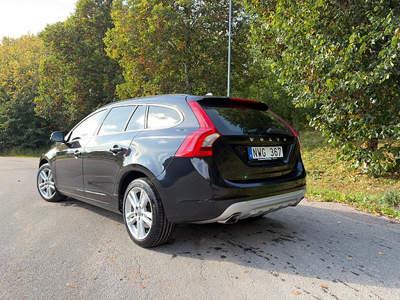Volvo V60 3 of 8