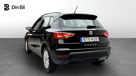 Seat Arona 3 of 14