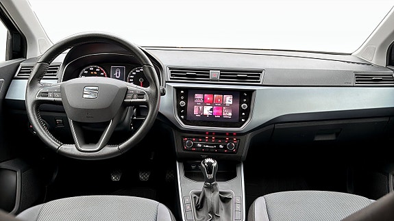 Seat Arona 10 of 14