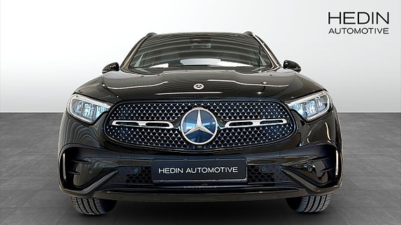 Mercedes-Benz GLC300 e 8 of 12