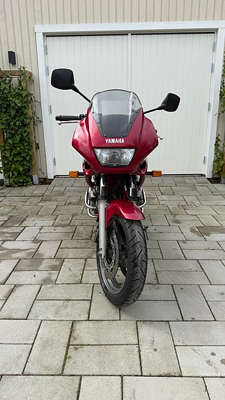 Yamaha XJ 600 Diversion 3 of 6