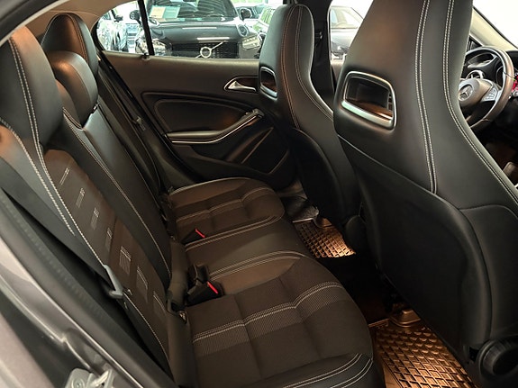 Mercedes-Benz GLA200 d 17 of 19