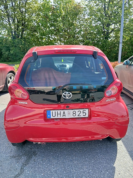 Toyota Aygo 2 of 4
