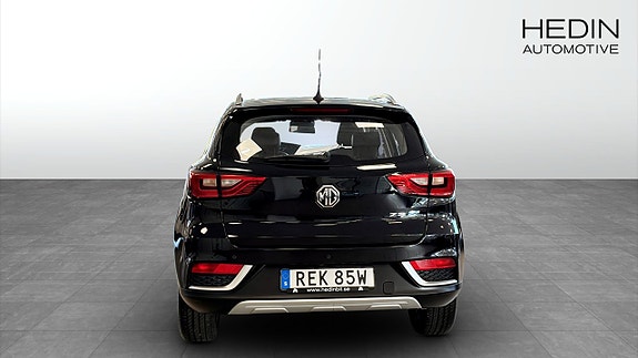 MG ZS 7 of 9