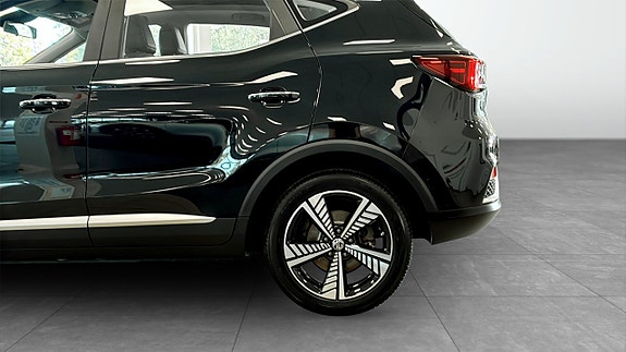 MG ZS 9 of 9