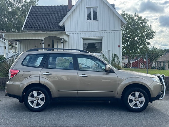 Subaru Forester 4 of 14