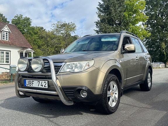Subaru Forester 8 of 14