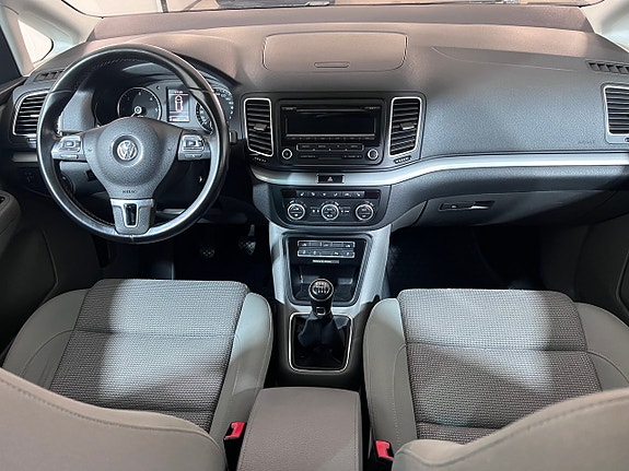 Volkswagen Sharan 18 of 25