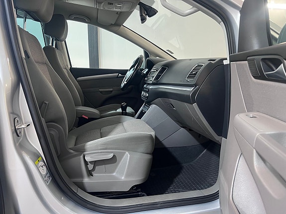 Volkswagen Sharan 14 of 25