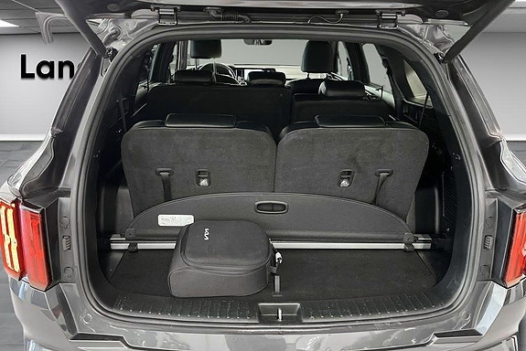 Kia Sorento 14 of 14